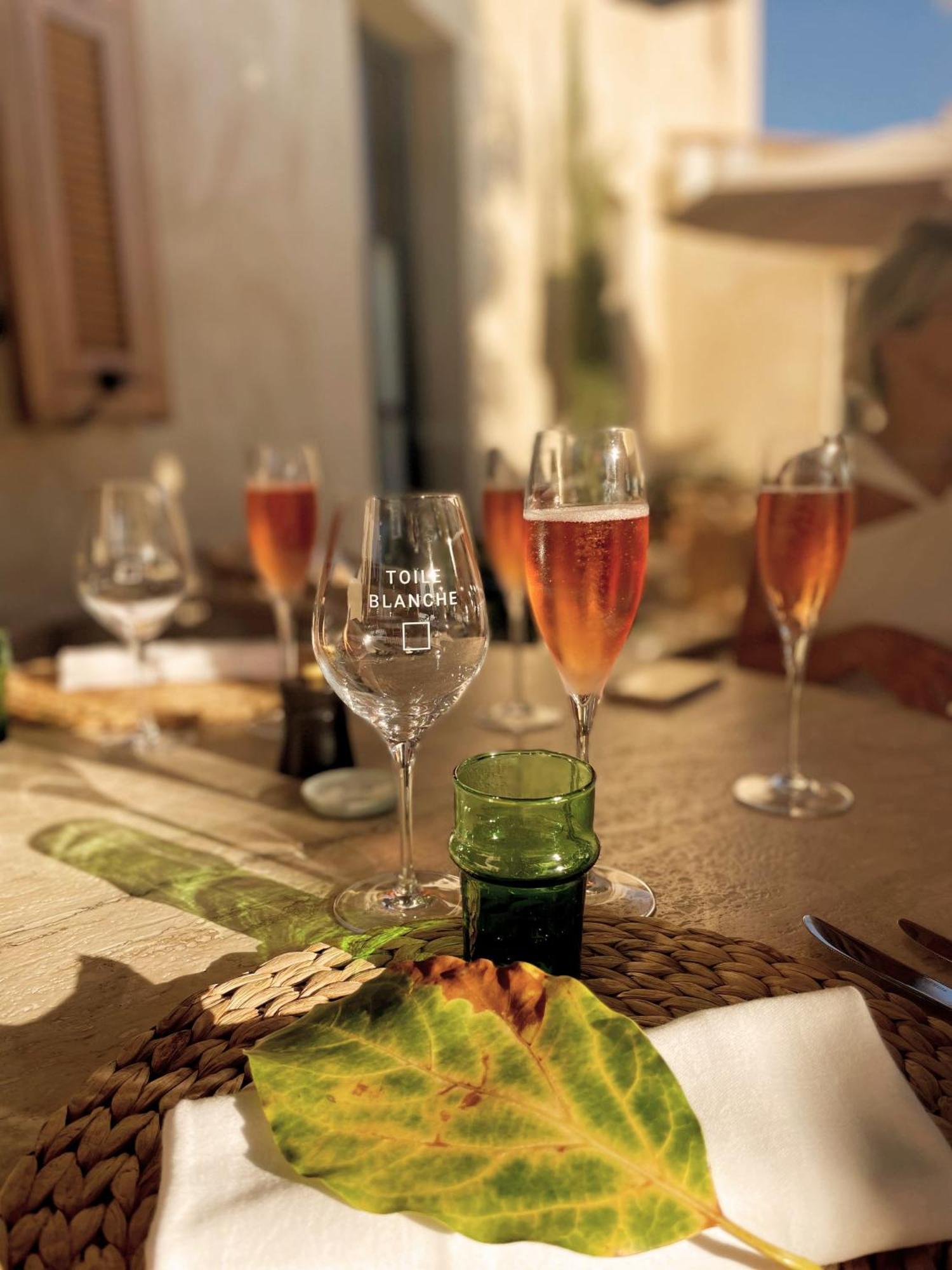 Toile Blanche Hotel Saint-Paul-de-Vence Bagian luar foto